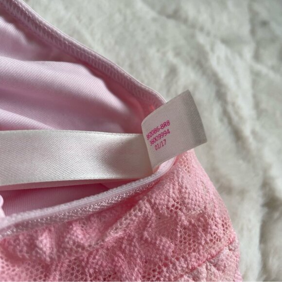 Victoria's Secret PINK | Cotton Candy Plunge Lace Bralette | Size Extra Small - Picture 11 of 11